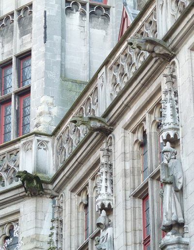 Gárgolas de la Lonja de los Burgueses (Brujas, Bélgica).
