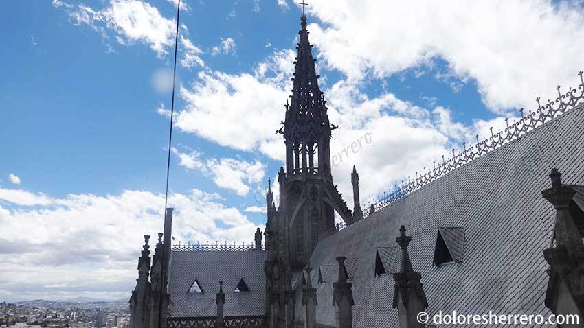 es]Gárgolas de Quito - blog - Dolores Herrero[:]