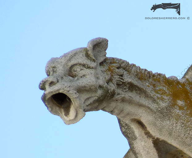 The Striking and Majestic Gargoyles of Palencia Cathedral