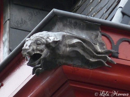 Gárgola Calle Spanjaardstraat Brujas (Bélgica) (391)
