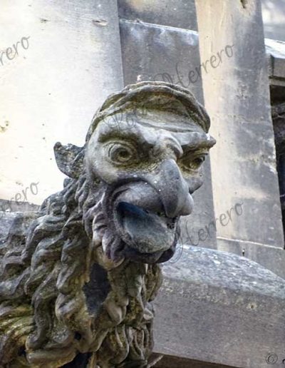 gárgola demonio monstruo