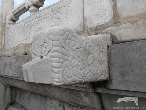 Temple of Heaven (Beijing, China) 1 Geometric gargoyle from the Temple of Heaven (Beijing, China).