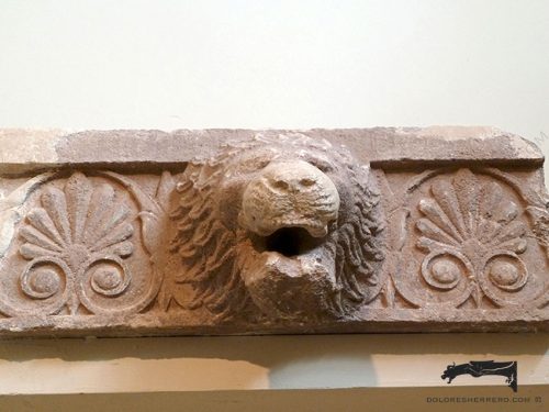Gárgola del Museo Arqueológico Nacional de Atenas (Grecia). Es un animal real: un león.
